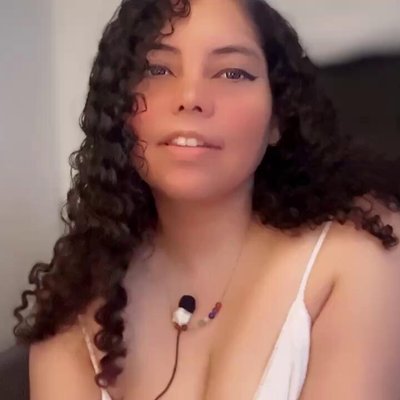 Erin (tinyfreckles) erotic audio creator